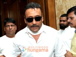 Photos: Deepak Parashar, Jackie Shroff, Poonam Dhillon, Hema Malini and others pay tribute to Dheeraj Kumar