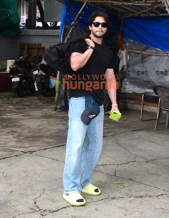 photos jibraan khan snapped outside a gym in bandra 2