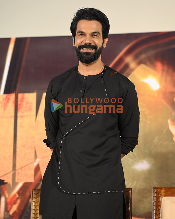 photos rajkummar rao and manushi chhillar snapped in jaipur promoting maalik 3