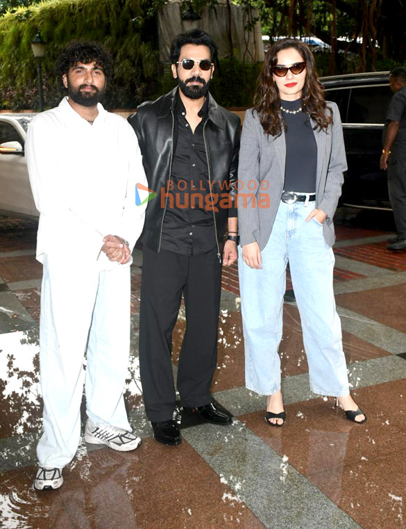 Photos: Rajkummar Rao and Manushi Chhillar snapped promoting Maalik Photos: Rajkummar Rao and Manushi Chhillar snapped promoting Maalik
