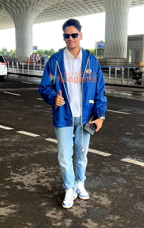 photos shabana azmi vijay varma and dhanush snapped at the airport 2
