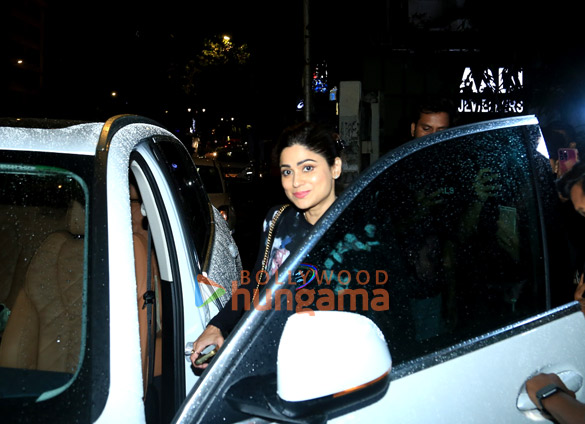 photos shamita shetty snapped in bandra 2 2