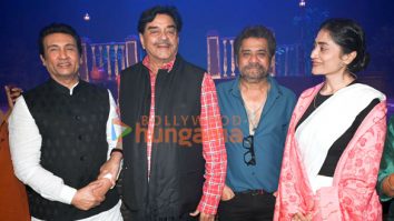 Photos: Shekhar Suman, Geetika Tyagi, Shatrughan Sinha, Anees Bazmee and others snapped attending the upcoming play ‘Ek Mulaqat’