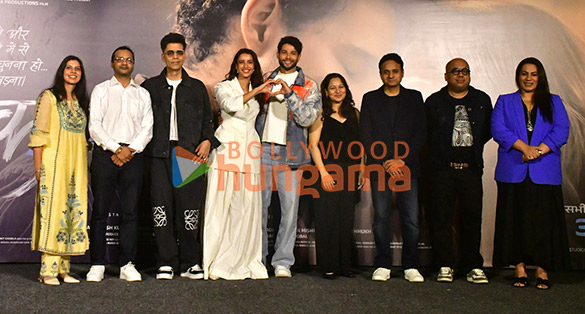 photos siddhant chaturvedi triptii dimri karan johar and others grace the trailer launch of dhadak 2 4