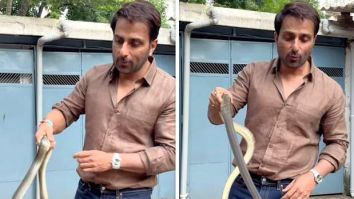 Sonu Sood rescues snake in Mumbai society, warns public against taking risks
