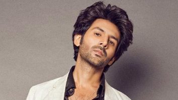 Kartik Aaryan overwhelmed by fans outside hotel in Rajasthan during Tu Meri Main Tera Main Tera Tu Meri shoot; watch