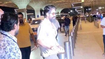 Yash’s dashing airport look