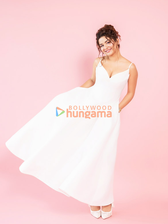 avneet kaur 9871