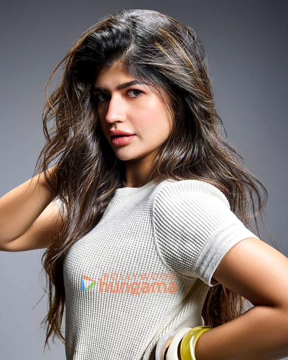 anjini dhawan 3 36
