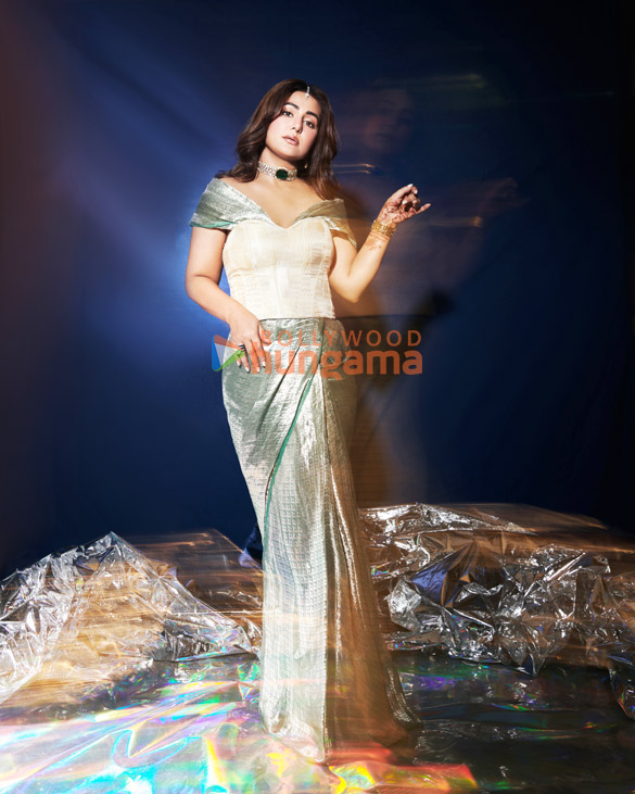 hina khan 1 64