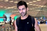 Kartik Aaryan’s sporty airport look