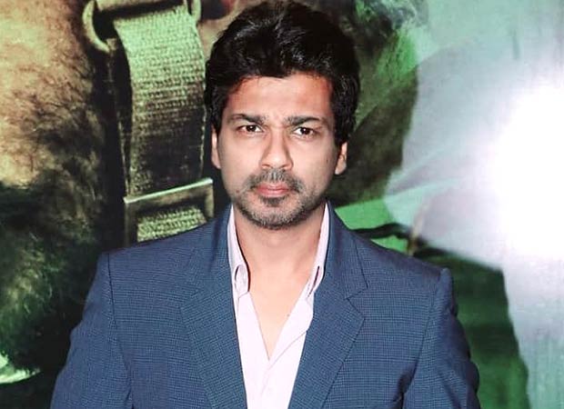 EXCLUSIVE: Nikhil Dwivedi explains why entourage expenses aren’t the real villain: “If an artist is charging Rs. 50 crores as his fees and Rs. 20 crores for his entourage, but his recovery is just Rs. 50 crores, that’s not feasible” EXCLUSIVE: Nikhil Dwivedi explains why entourage expenses aren’t the real villain: “If an artist is charging Rs. 50 crores as his fees and Rs. 20 crores for his entourage, but his recovery is just Rs. 50 crores, that’s not feasible”