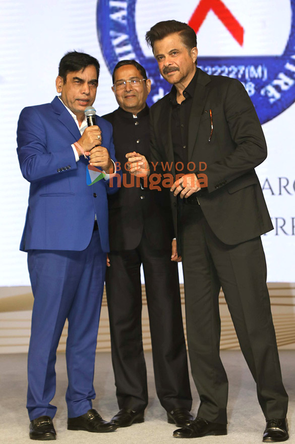 photos anil kapoor presents a rs 75 lakh cheque to dr dharmendra kumar at gjepc event for nations largest free medical camp 2