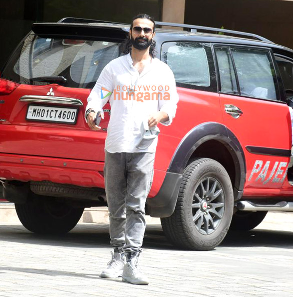 photos arbaaz khan sshura khan and arpita khan snapped at alvira khan agnihotris house in bandra for raksha bandhan 3