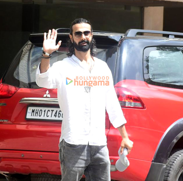 photos arbaaz khan sshura khan and arpita khan snapped at alvira khan agnihotris house in bandra for raksha bandhan 4