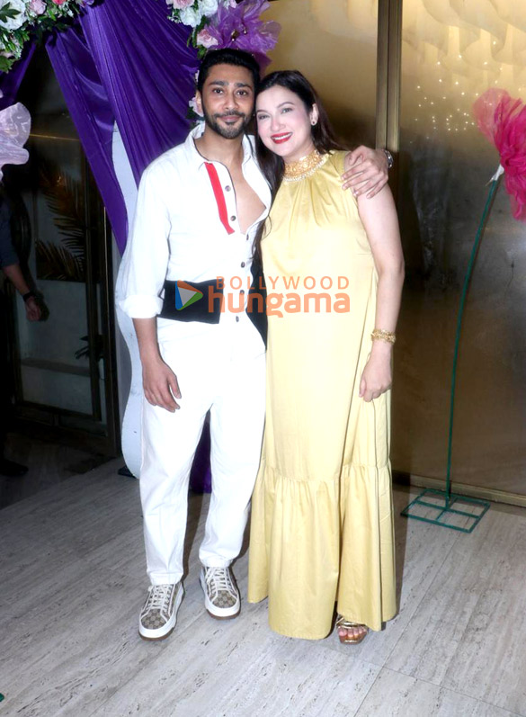 photos awez darbar nagma mirajkar and others grace gauahar khans baby shower ceremony 5