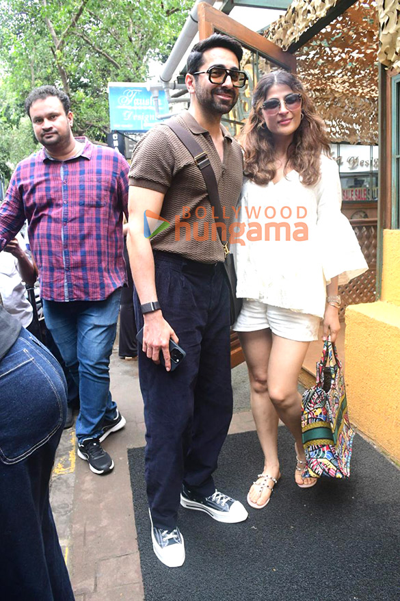Photos: Ayushmann Khurrana snapped with wife Tahira Kashyap outside a restaurant in Bandra Photos: Ayushmann Khurrana snapped with wife Tahira Kashyap outside a restaurant in Bandra