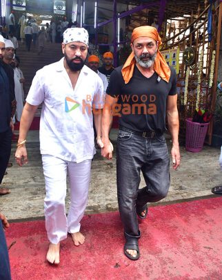 Photos: Bobby Deol, Daisy Shah and others attend Late Sundar Singh Jolly’s prayer meet