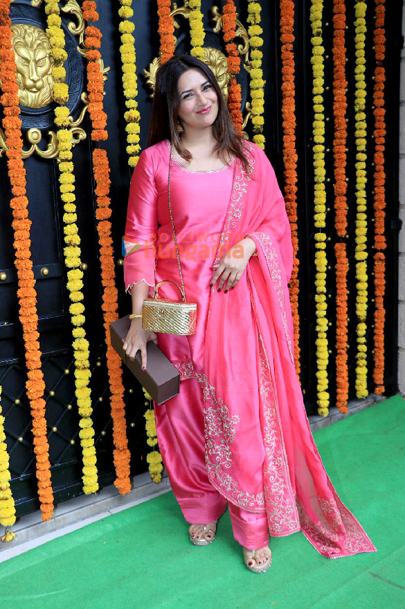 photos celebs grace ektaa r kapoors ganesh chaturthi celebrations 1 4