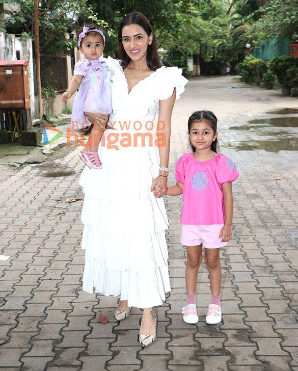 photos celebs snapped attending mahi vij and jay bhanushalis daughter taras birthday party 11