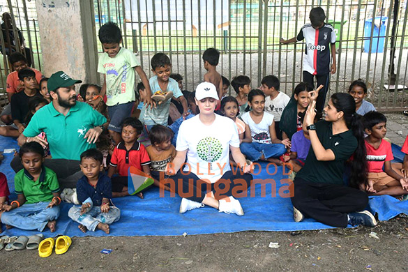photos dia mirza joins children to promote a noble cause 12