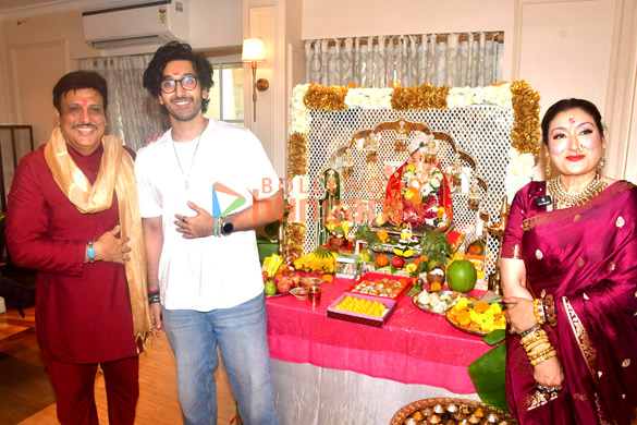 photos govinda sunita ahuja and yashvardhan ahuja welcome ganpati at their residence 2