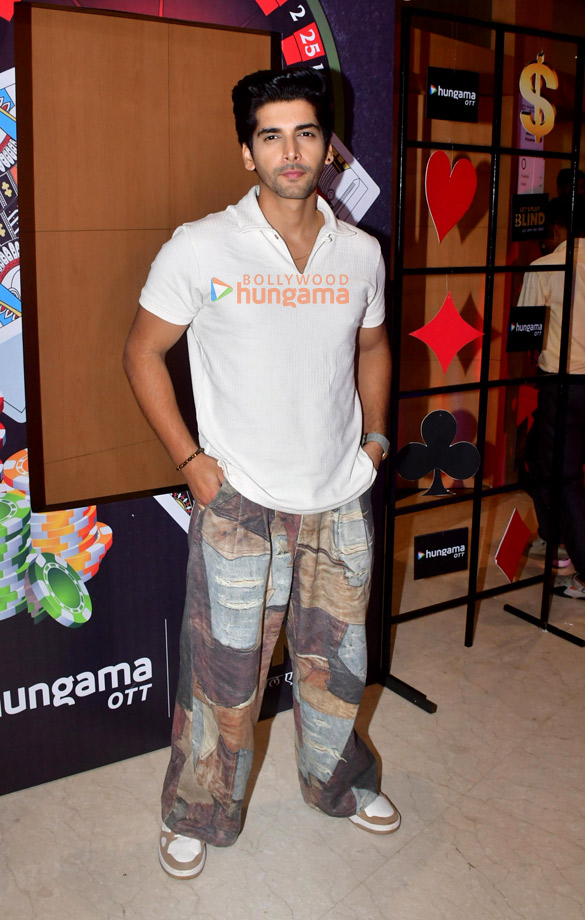 photos kangna sharma amy aela yukti kapoor ribbhu mehra and akkshith sukhija snapped at the promotional event of their show lets play blind 7