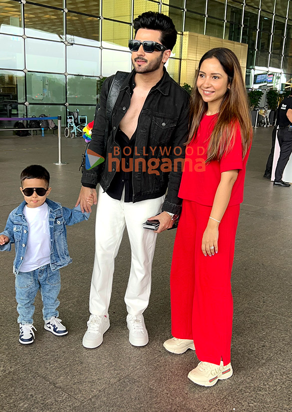photos mouni roy aditya roy kapur sunny leone and others snapped at the airport 6