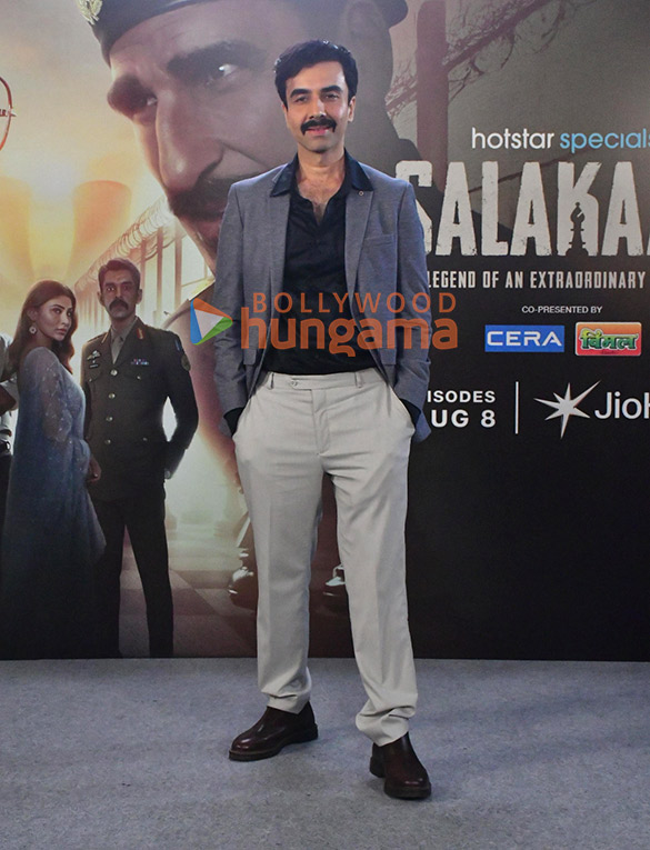 photos mouni roy naveen kasturia and faruk kabir snapped promoting their show salakaar with their co star 3