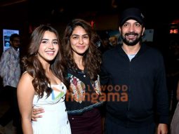 Photos: Mrunal Thakur, Deepak Dobriyal and Akanksha Puri snapped at a special screening of Son Of Sardaar 2 hosted by debutant Roshni Walia Photos: Mrunal Thakur, Deepak Dobriyal and Akanksha Puri snapped at a special screening of Son Of Sardaar 2 hosted by debutant Roshni Walia