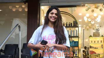Photos: Pooja Sawant snapped outside a salon in Bandra