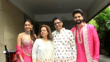 Photos: Rakul Preet Singh, Jackky Bhagnani, Bhushan Kumar and others at Bhagnani House for Ganpati darshan in Bandra