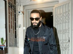 Photos: Ranveer Singh snapped at a dubbing studio in Bandra