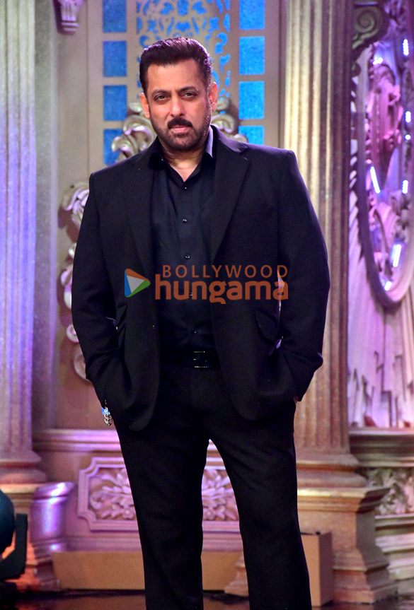 Photos: Salman Khan snapped on the sets of Bigg Boss 19