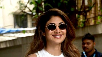 Photos: Shilpa Shetty spotted outside Blondie Cafe in Bandra