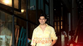 Photos: Sidharth Malhotra snapped promoting Param Sundari at Maddock Films’ office