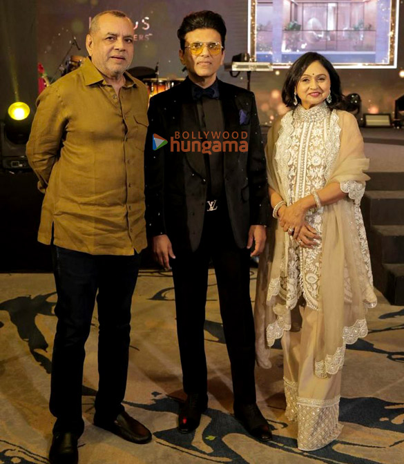 photos tiger shroff sara ali khan rakesh roshan jeetendra and others at anand pandits bash for the success of lotus developers reality limited 11