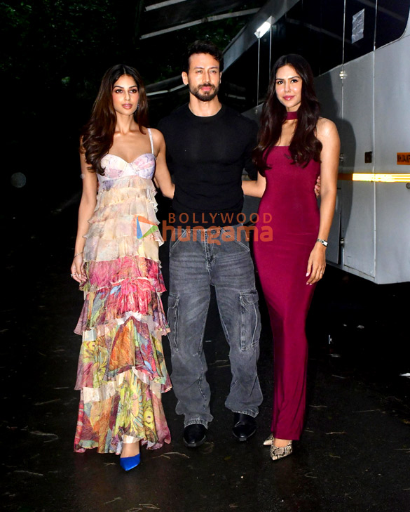 photos tiger shroff sonam bajwa and harnaaz sandhu snapped promoting baaghi 4 on the sets of bigg boss 19 6