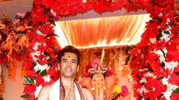 Photos: Tusshar Kapoor welcomes Ganpati Bappa at his home