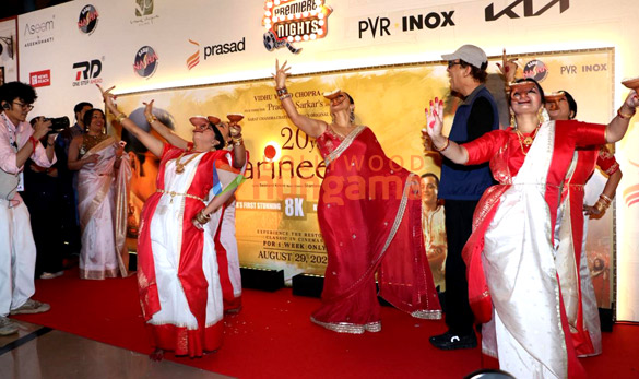 photos vidya balan vidhu vinod chopra and others attend the 20 years of parineeta screening 5