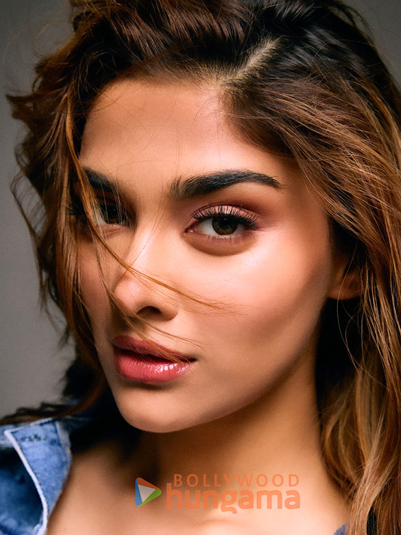 saiee manjrekar 2 62