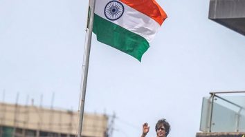 Shah Rukh Khan marks Independence Day with AbRam in a heartwarming post