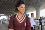 Saiyami Kher’s eyes having a moment