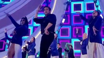 Bhaijaan setting the stage on fire with his dance moves! Salman Khan