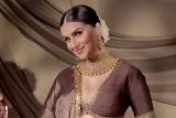 Dazzling glamorous Tara Sutaria