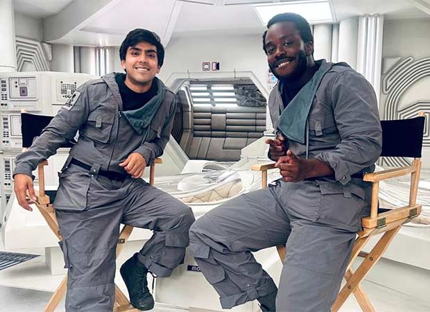 अदरश गौरव ने एलियन पृथ्वी के लिए बाल मनोविज्ञान कार्यशालाओं में भाग लेने के लिए याद किया: "मैंने Hiho बच्चों को देखने के लिए घंटों बिताए"