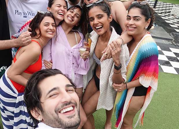 Alia Bhatt joins bestie Akansha Ranjan Kapoor’s birthday bash in Alibaug; Inside photos from poolside fun go viral