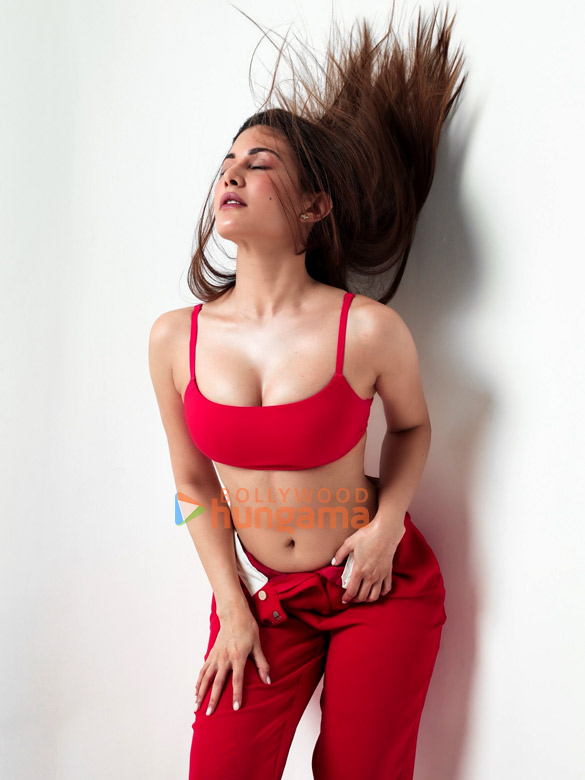 amyra dastur 1 81