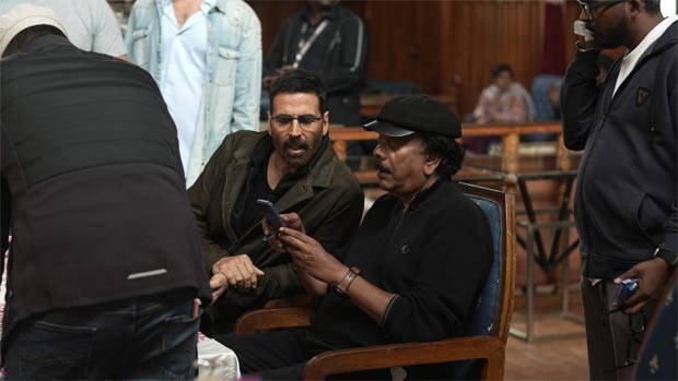 Haiwaan BTS: Stills from the sets featuring Akshay Kumar and Saif Ali Khan go viral