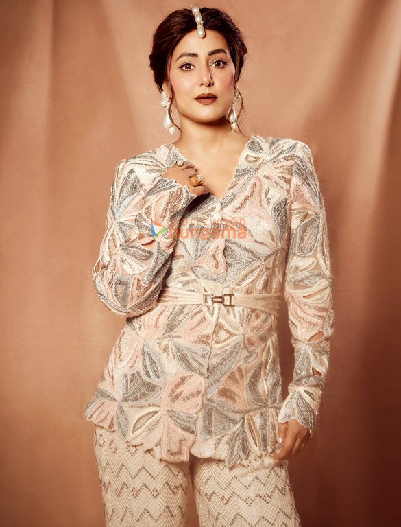 hina khan 1 73